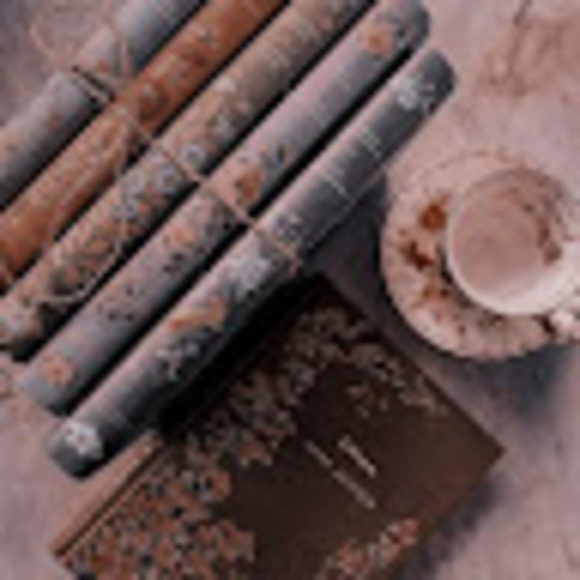 Meet your Posher, Cali - Picture 1 of 1